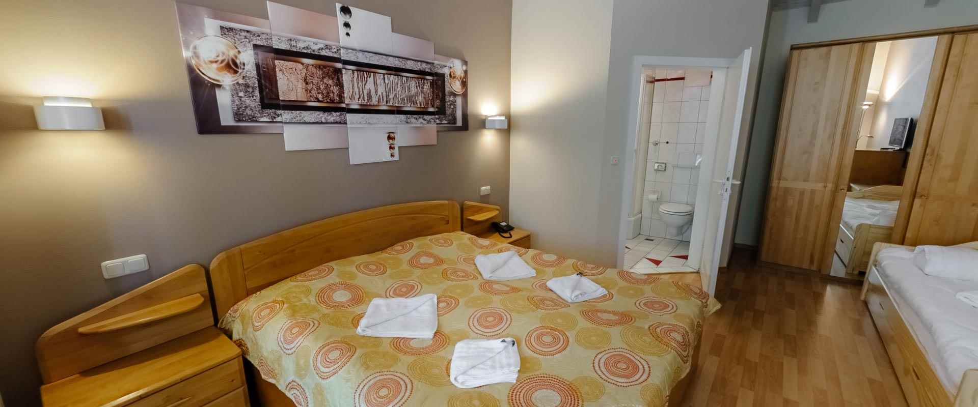 Hotel und Griechisches Restaurant "Korfu" im Geiselhöring1