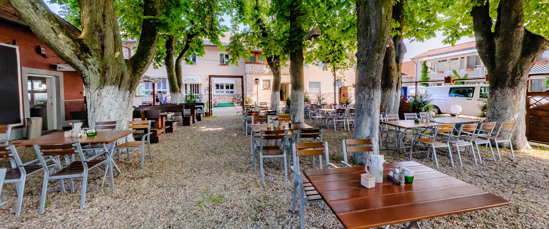 Hotel und Griechisches Restaurant "Korfu" im Geiselhöring2